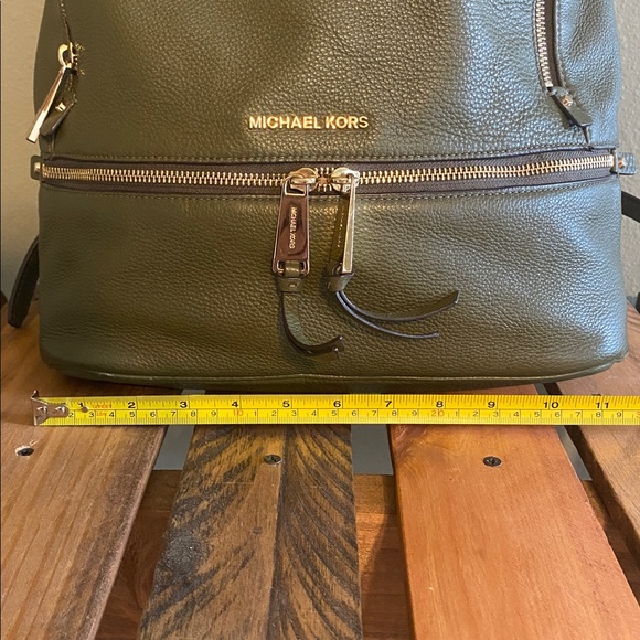 Michael Kors Large Rhea Backpack - Picture 3 of 7